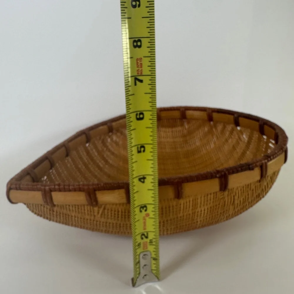 VTG Teardrop Shaped Wicker Woven Basket Decorative Curved Boho Rain‎ Drop